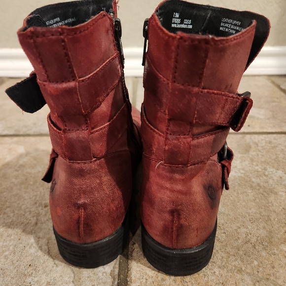 BORN McMillan Strappy Red Ankle Moto Boots Women's Size 7.5 - Picture 6 of 13
